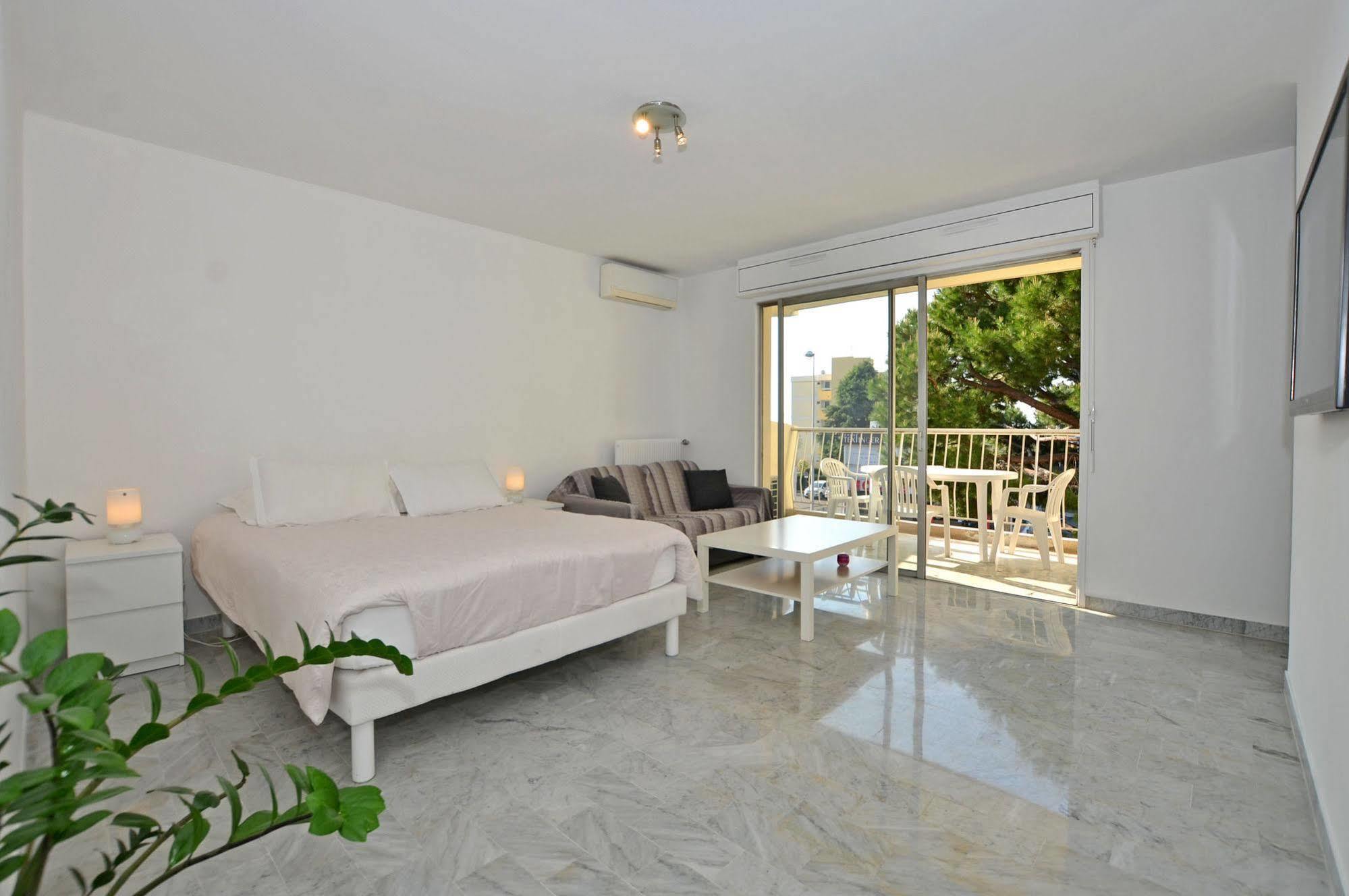 Azur 3000 Apartment Saint-Laurent-du-Var Exterior photo